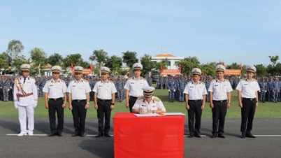The Navy simultaneously launched training.