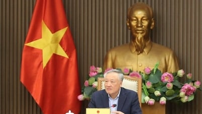 Thể chế hóa chủ trương, quan điểm của Đảng về phát triển trung tâm tài chính khu vực và quốc tế