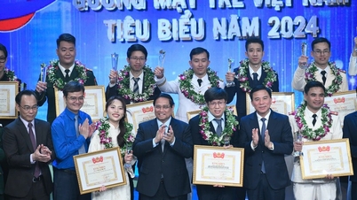 Thanh niên tiên phong