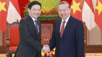 General Secretary To Lam receives Prime Minister of the Republic of Singapore