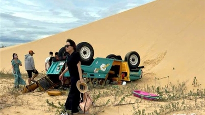 Rectifying activities of transporting tourists to visit Mui Dinh sand hill