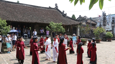 សូមឱ្យបទចម្រៀង Xoan បន្លឺឡើង ...