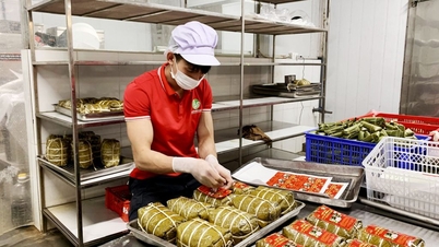 Earning 500 million VND per year by processing dishes from Dong Tao chicken meat.
