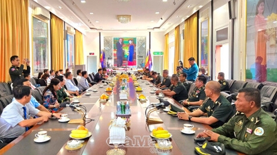 Provincial Party Secretary Nguyen Ho Hai visited and extended New Year greetings to the General Department of Military Services, Royal Cambodian Army