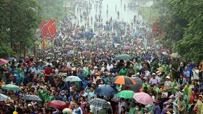 Prakiraan cuaca untuk hari libur Hari Peringatan Leluhur Hung Vuong: Viet Tri diprediksi memiliki kemungkinan hujan 60-70%.