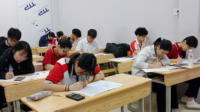 Không gây áp lực học thêm cho học sinh