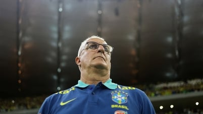 Brazil sa thải HLV Dorival Jr sau 'trận thua nhục nhã' trước Argentina
