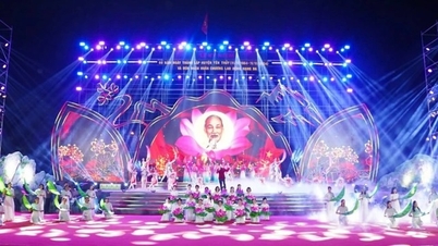 Hoa Binh រៀបចំព្រឹត្តិការណ៍វប្បធម៌ និងកម្មវិធីផ្សព្វផ្សាយទេសចរណ៍ជាច្រើន។