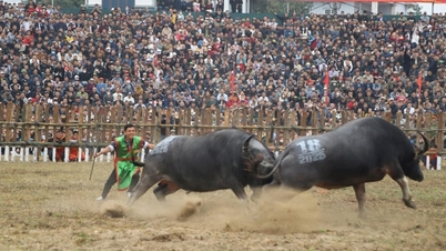 ឲ្យ​សហគមន៍​សម្រេច
