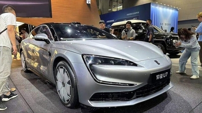 تم إطلاق Yangwang U7 2025 رسميًا، بسعر يبدأ من 86,500 دولار أمريكي
