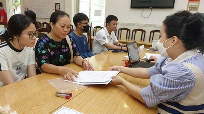 ការចុះឈ្មោះសាលាបឋមសិក្សានៅទីក្រុងហូជីមិញ៖ ថ្នាក់ទី 1 ថ្នាក់ទី 6 អាចបត់បែនបាន; ថ្នាក់ទី 10 ងាយស្រួល