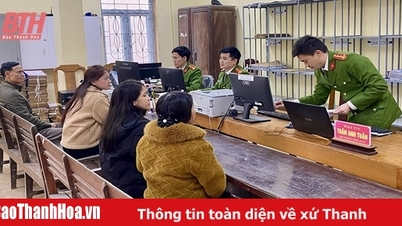 Khi công an chính quy về xã
