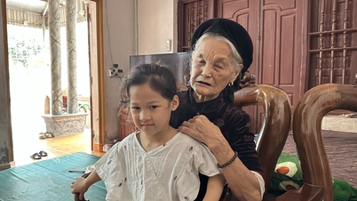 ក្មេង​ស្រី​អាយុ​៧​ឆ្នាំ​បាត់​ខ្លួន​ទាំង​កណ្តាល​យប់​ផ្អើល​ពេញ​ភូមិ​ធ្វើ​ការ​សម្រេច​បន្ទាន់
