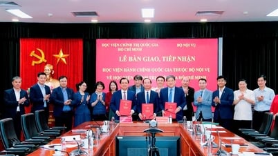 Bàn giao, tiếp nhận Học viện Hành chính Quốc gia thuộc Bộ Nội vụ về Học viện Chính trị quốc gia Hồ Chí Minh
