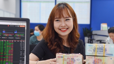 Lãi suất ngân hàng hôm nay 7/3/2025 giảm liên tiếp, gửi ở đâu còn lãi 6%/năm?