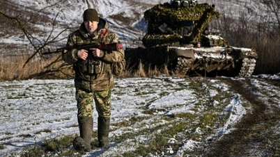 Russia attacks Ukraine's strategic stronghold in Kursk
