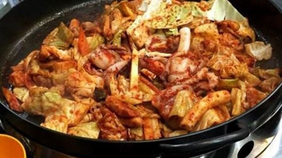 양배추와 함께 먹으면 더욱 맛있는 볶음 닭고기를 만드는 두 가지 새로운 방법