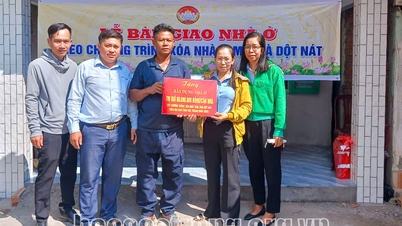Hộ nghèo huyện Châu Thành phấn khởi đón tết Chôl Chnăm Thmây trong căn nhà mới