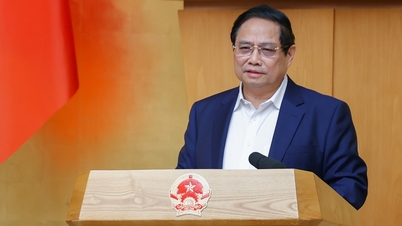 Thủ tướng: Càng khó khăn, thách thức, áp lực thì càng bản lĩnh, nỗ lực, phấn đấu vươn lên mạnh mẽ