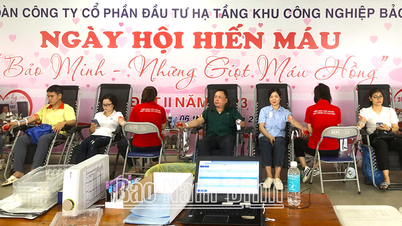 ផ្សព្វផ្សាយ​ចលនា​បរិច្ចាគ​ឈាម​ដោយ​ស្ម័គ្រ​ចិត្ត​ក្នុង​ចំណោម​កម្មករ