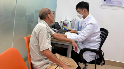 Ensuring vaccination safety, FPT Long Chau invests heavily in smart technology in vaccination operations