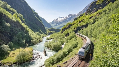 Speeding up the progress of the Lao Cai - Hanoi - Hai Phong railway