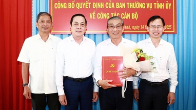 Công bố Quyết định của Ban Thường vụ Tỉnh ủy về việc nghỉ hưu đối với đồng chí Nguyễn Văn Triết