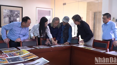 祖国統一50周年記念美術展優秀作品選
