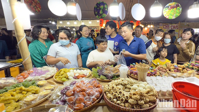 Vĩnh Long khai mạc Ngày hội Bánh dân gian Nam Bộ và Hội chợ Xúc tiến thương mại