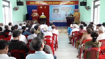 คณะกรรมการประสานงานคณะทำงาน กองโจร และประชาชนของ Xom No ตำบล Dien Hong เมือง Dien Ban การประชุม