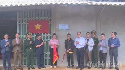 Hoàn thành 300 ngôi nhà đại đoàn kết cho hộ nghèo các bản giáp biên giới