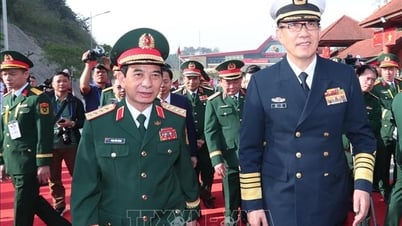 Chinese Defense Minister visits Vietnam to attend border exchange activities