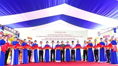 សម្ពោធ​គម្រោង​ការ​ជួសជុល និង​តុបតែង​នៅ​កន្លែង​តាំង​បុរាណ​វត្ថុ​ការិយាល័យ​កណ្តាល​ភាគ​ខាង​ត្បូង