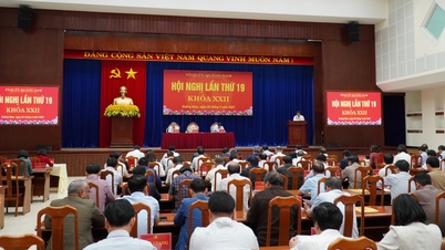 Bàn giải pháp thực hiện hiệu quả các nhiệm vụ, thúc đẩy tăng trưởng đạt 10% trở lên
