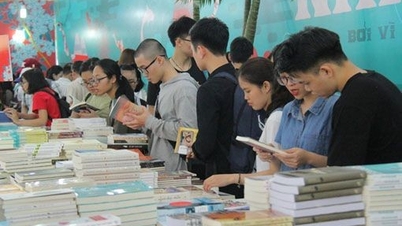 Ngày sách và văn hóa đọc năm 2025: Cùng sách bước vào kỷ nguyên vươn mình của dân tộc