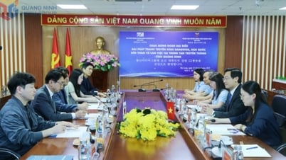 មជ្ឈមណ្ឌលប្រព័ន្ធផ្សព្វផ្សាយខេត្តធ្វើការជាមួយស្ថានីយ៍វិទ្យុ និងទូរទស្សន៍ Gangwon (កូរ៉េ)