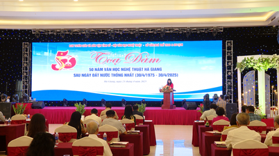 Toạ đàm 50 năm văn học nghệ thuật Hà Giang