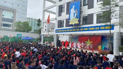 พิพิธภัณฑ์ประวัติศาสตร์แห่งชาติร่วมมือกับโรงเรียนประถมดงดาจัดการบรรยายเชิงวิชาการผสมผสานกับโครงการการศึกษาเชิงประสบการณ์ภายใต้หัวข้อเรื่อง "ประเทศคือผืนแผ่นดินและแม่น้ำเดียวกัน"