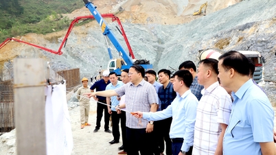 Chủ tịch UBND tỉnh Phan Huy Ngọc kiểm tra tiến độ một số dự án đầu tư