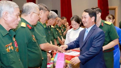 Bí thư Tỉnh ủy Hầu A Lềnh: Cựu chiến binh là hạt nhân quy tụ sự đoàn kết ở cơ ở, là tấm gương sáng cho thế hệ trẻ