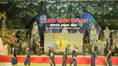 Generalprobe zur Eröffnung des 10. Mong Panpipe Festivals im Bezirk Dong Van im Jahr 2025