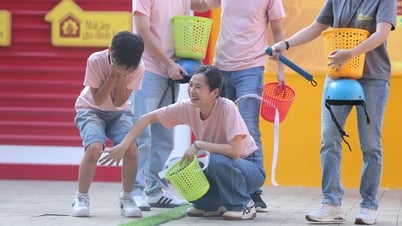 Bất ngờ một mạnh thường quân mua logo tiền thưởng tặng em nhỏ mồ côi trong chương trình “Mái ấm gia đình Việt”
