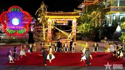 ハザン省：ドンヴァン石台地でモン・パンパイプ・フェスティバルが開幕