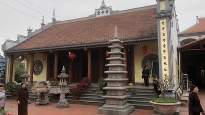 ប្រាសាទ​មាន​តម្លៃ​នៃ​ការ​គោរព​បូជា