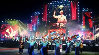 Brilliant Art Program "A Country Full of Joy" - Heroic memories light up the future