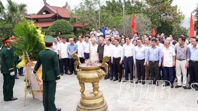 Hội Nhà báo Việt Nam - Hành trình “Về nguồn”