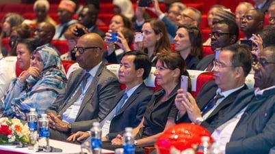 Gần 450 thị trưởng nói tiếng Pháp hội tụ tại Huế bàn chuyện di sản và biến đổi khí hậu