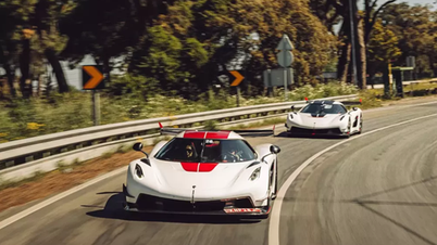 ฝูงรถยนต์ซูเปอร์คาร์ Koenigsegg มูลค่าล้านเหรียญสหรัฐทั้งหมดเข้าร่วมงานพิเศษนี้