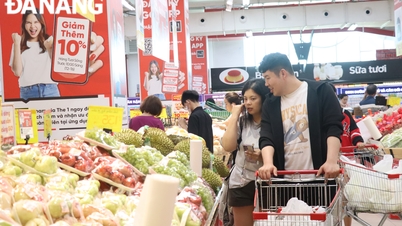 Hàng hóa dồi dào, sức mua tăng trong dịp lễ 30-4 và 1-5