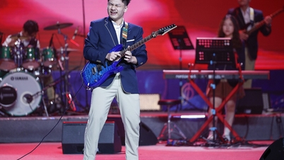 Impressive concert-like performances by student bands